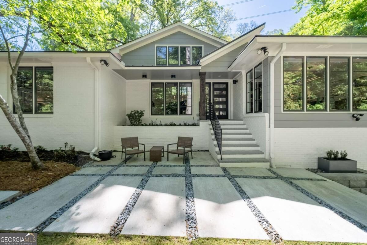 Property Photo:  538 Spring Valley Road NW  GA 30318 