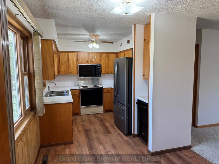 Property Photo:  412 H St  NE 68818 