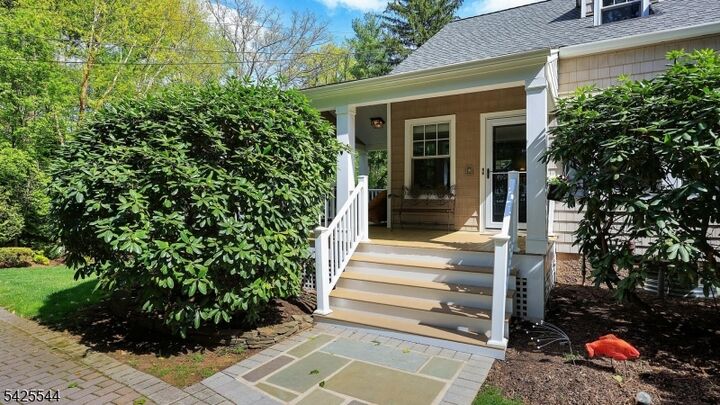 Property Photo:  1018 Leland Ave  NJ 07076 