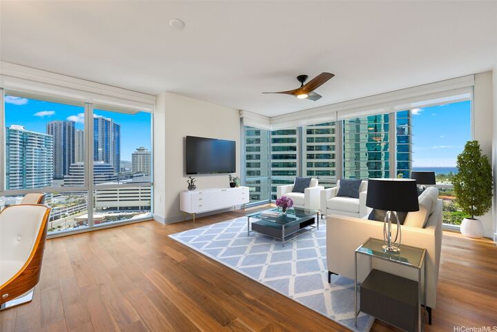 Property Photo:  1189 Waimanu Street 1605  HI 96814 