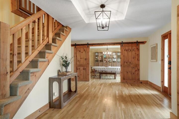 Property Photo:  5601 W 181st Street  KS 66085 