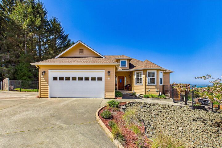 Property Photo:  8 Minette Lane  CA 95503 