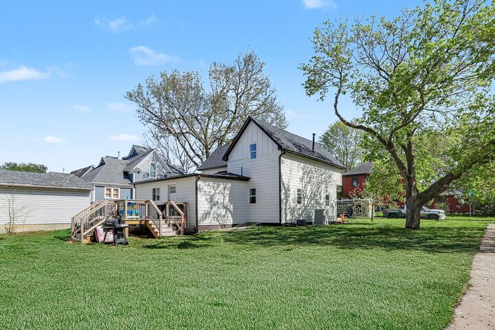 Property Photo:  902 Lincoln Street  IA 50219 