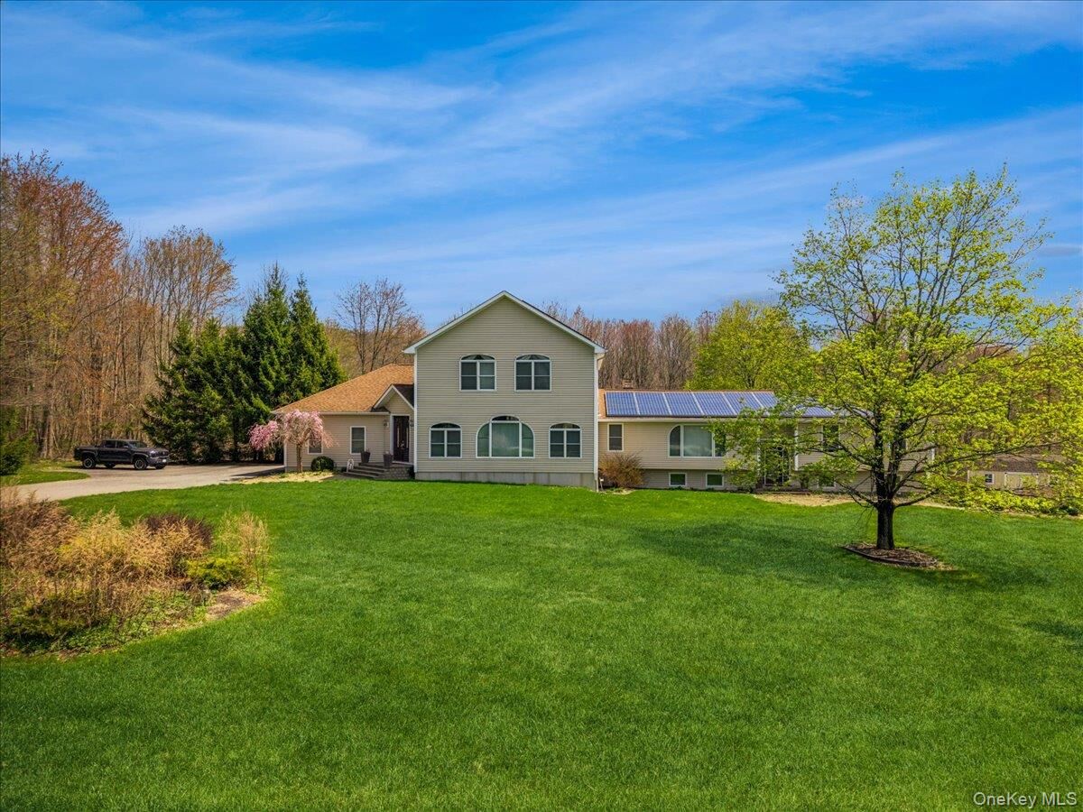 Property Photo:  244 S Smith Road  NY 12540 