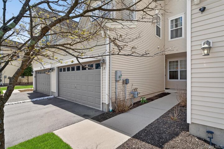 Property Photo:  9 Cornwall Lane  NY 10940 