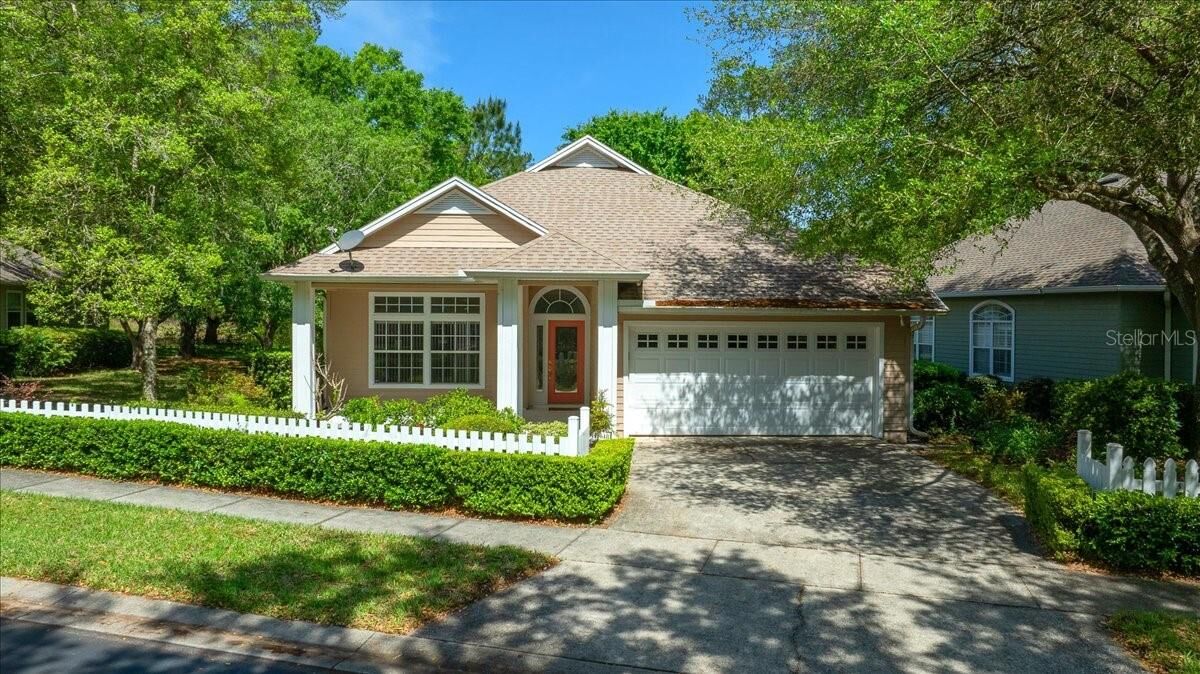 Property Photo: 10640 NW 32nd Place FL 32606