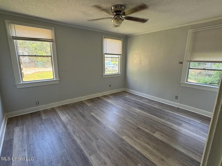 Property Photo: 2125 22nd Avenue MS 39501