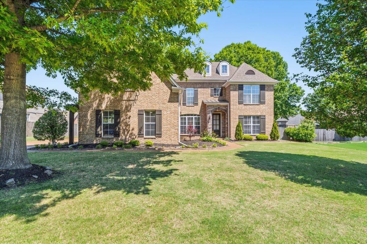 Property Photo: 12016 Cranston Dr TN 38002