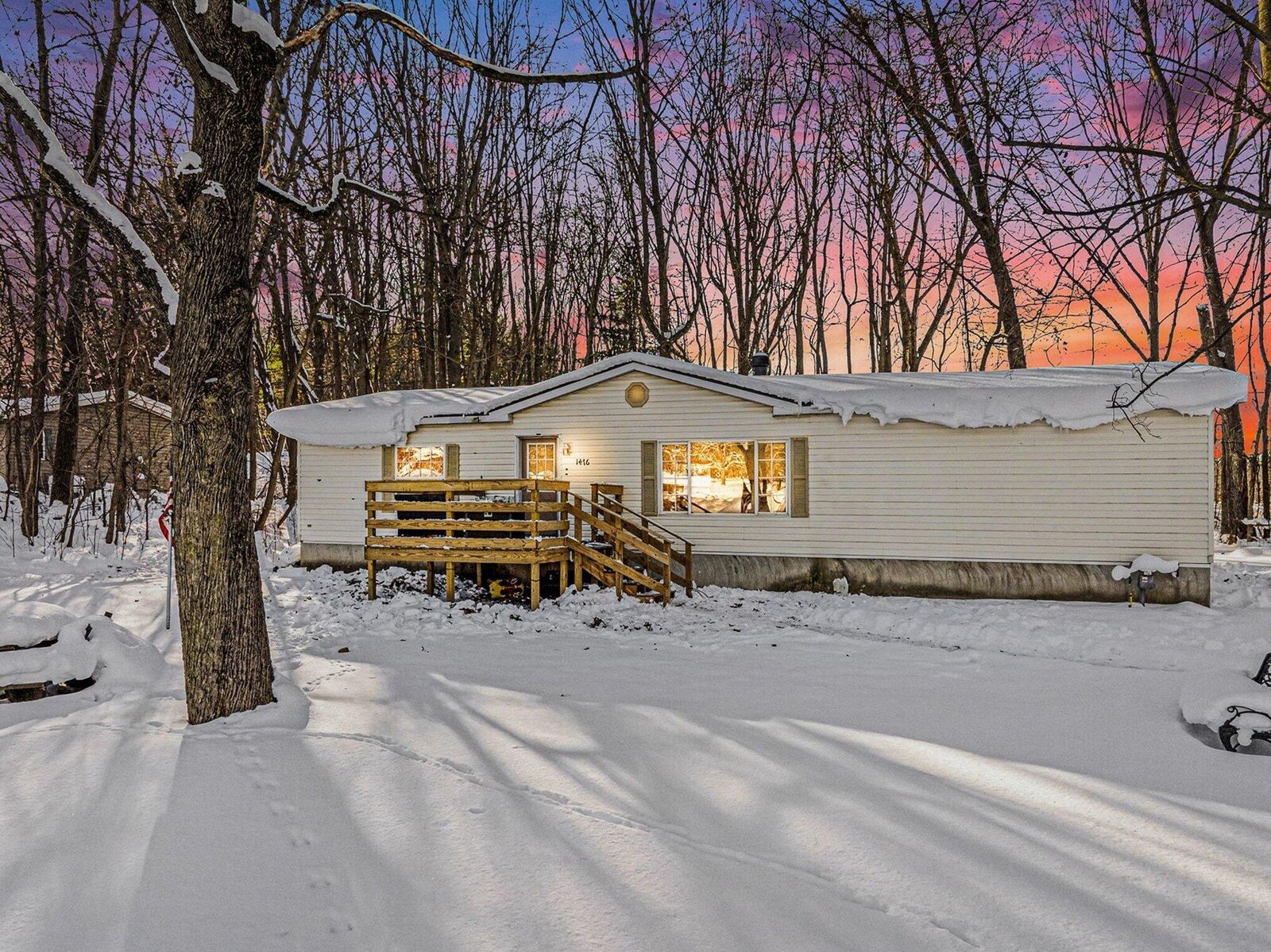 Property Photo:  1476 Goodrich Street  MI 49010 