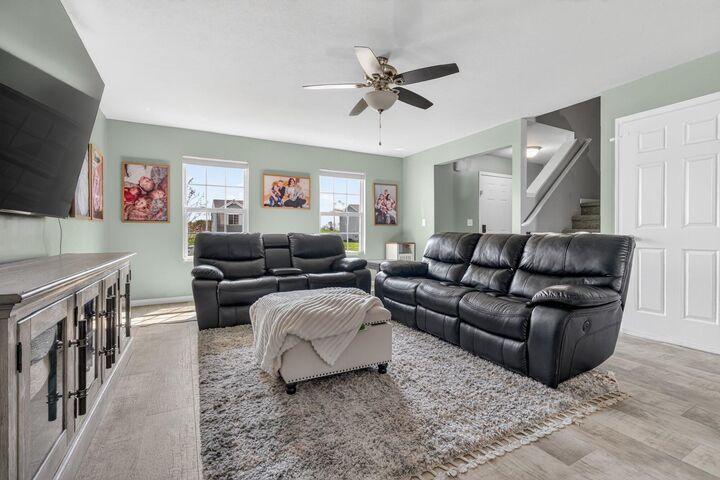 Property Photo:  966 View Pointe Drive  MI 49333 