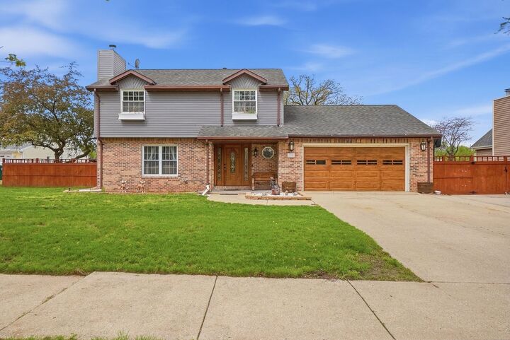 Property Photo:  730 Koala Court  IL 60481 