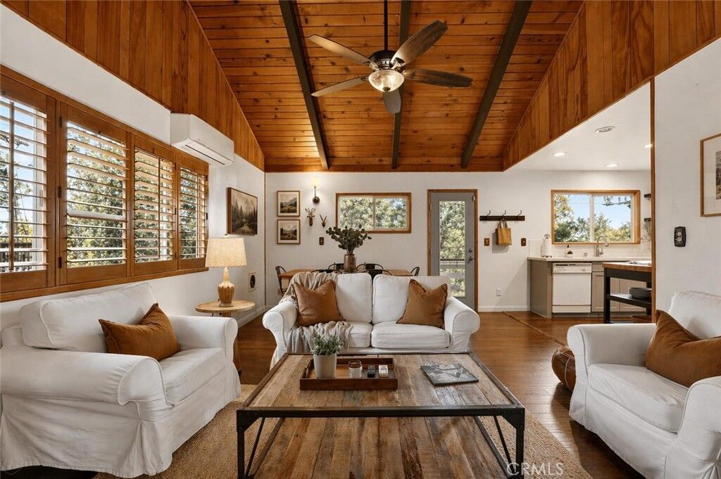 Property Photo:  176 Fir Terrace  CA 92321 