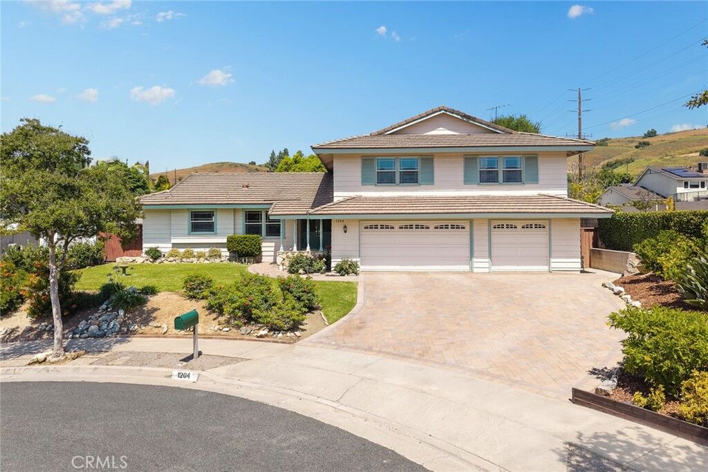Property Photo:  1204 Birchcrest Avenue  CA 92821 