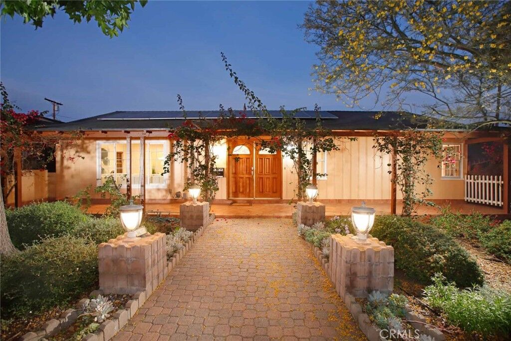 Property Photo:  1410 Grandview Avenue  CA 91201 