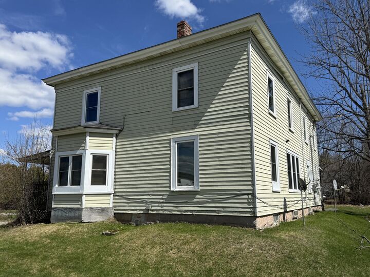 Property Photo:  92 South Street  ME 04619 