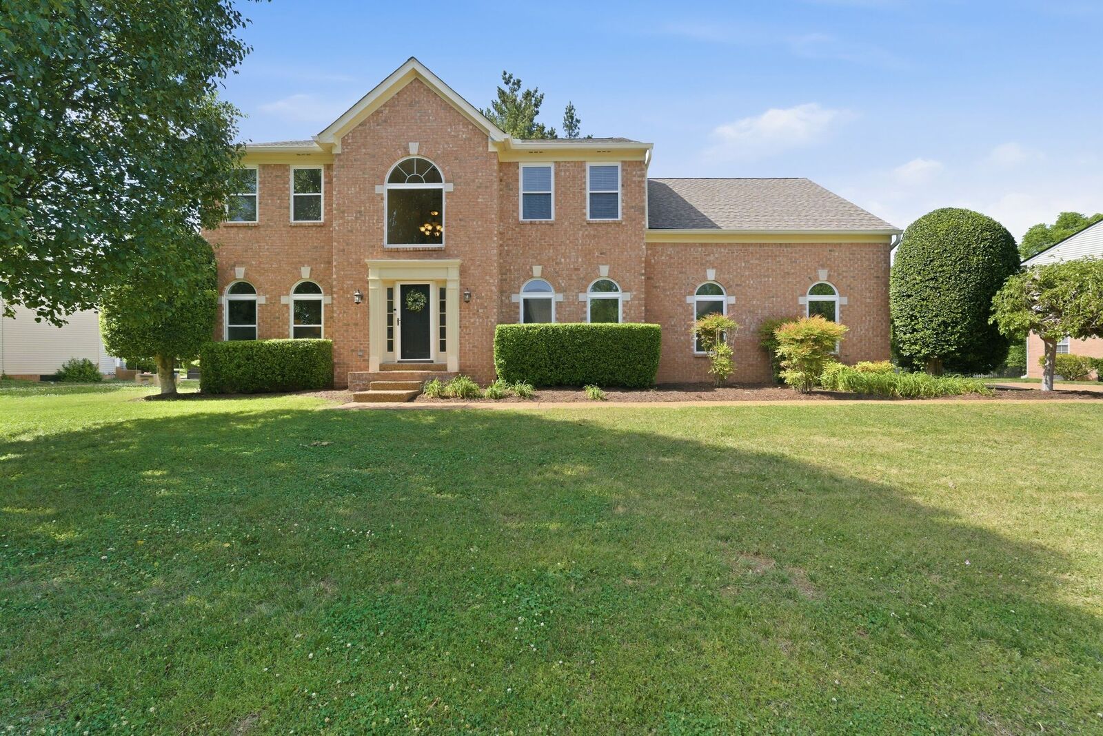 Property Photo:  207 Lancelot Ln  TN 37064 