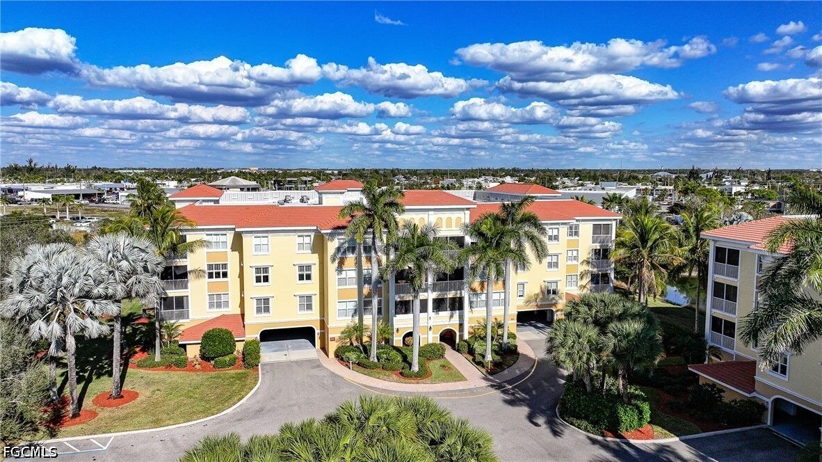 Property Photo:  255 W End Drive 1302  FL 33950 