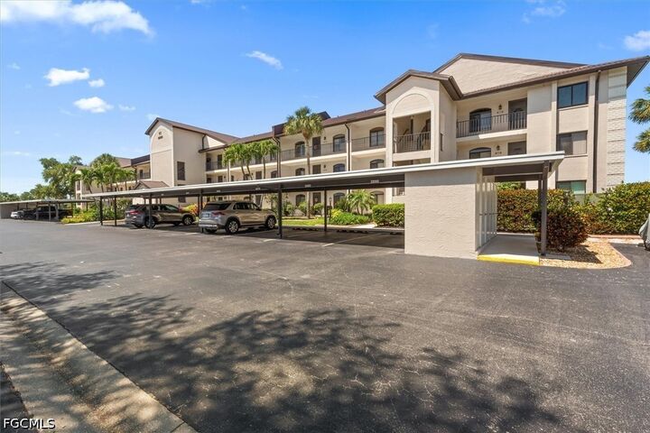 Property Photo:  16500 Kelly Cove Drive 2870  FL 33908 