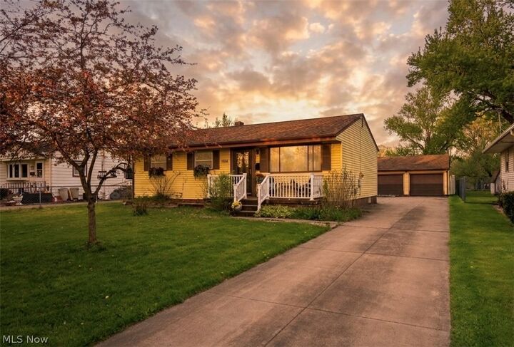 Property Photo:  1514 Difford Drive  OH 44446 