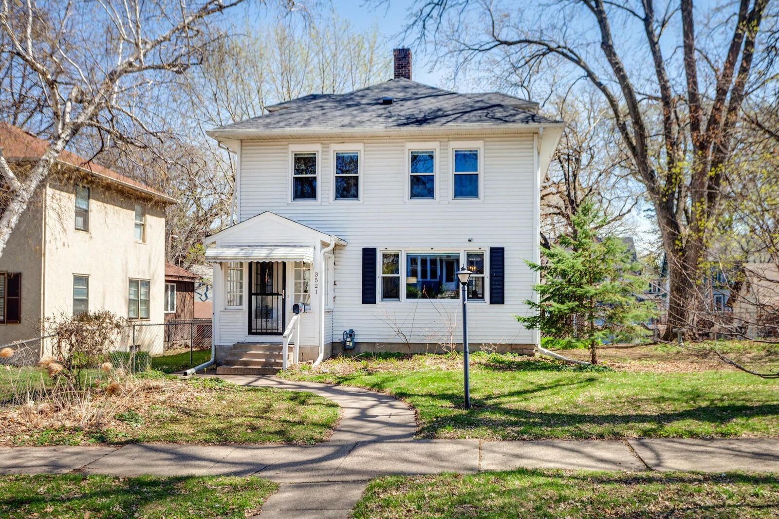 Property Photo:  3521 Girard Avenue S  MN 55408 