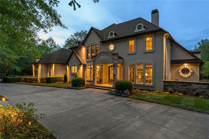 Property Photo:  3122 E Township Street  AR 72703 