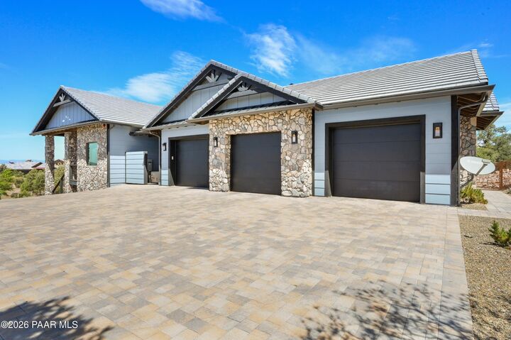 Property Photo:  15355 N High Lonesome Way  AZ 86305 