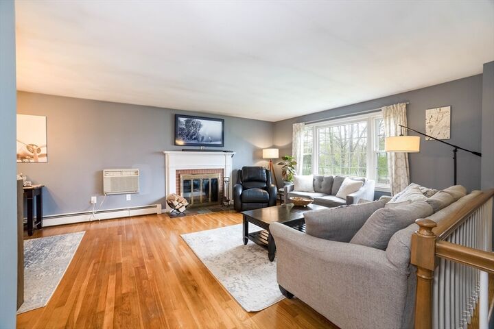 Property Photo:  8 Old Farm Rd  MA 01566 