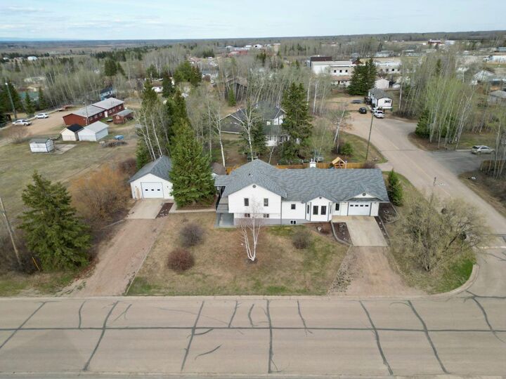 Property Photo: 4501 52 Street AB T0H 1N0