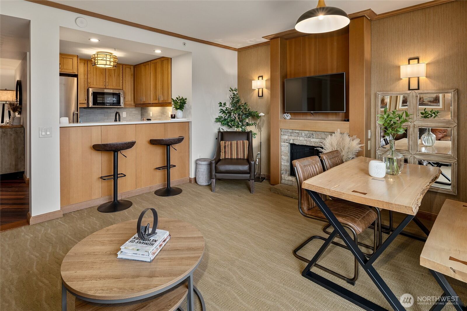 Property Photo:  3600  Suncadia Trail 2064  WA 98922 