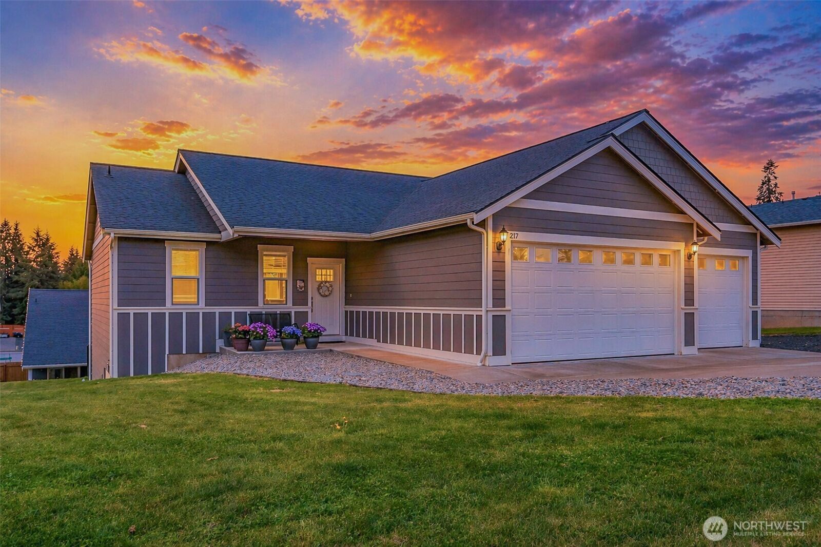 Property Photo:  217  Hemlock Street  WA 98557 