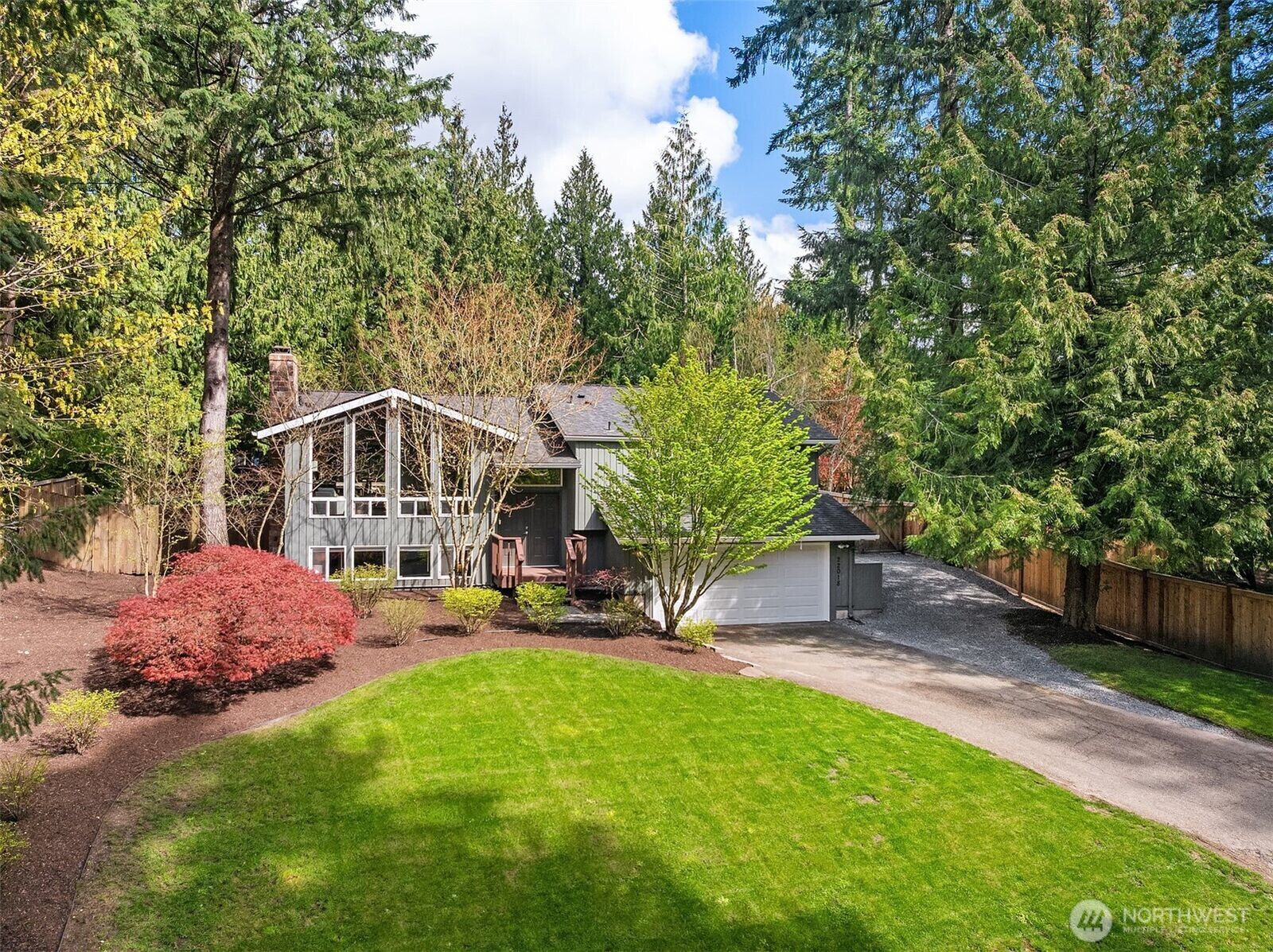 Property Photo:  22018 SE 35th Street  WA 98075 
