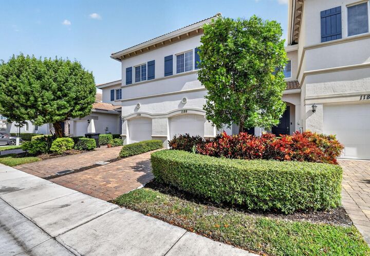 Property Photo:  1186 Paisley Court  FL 33461 