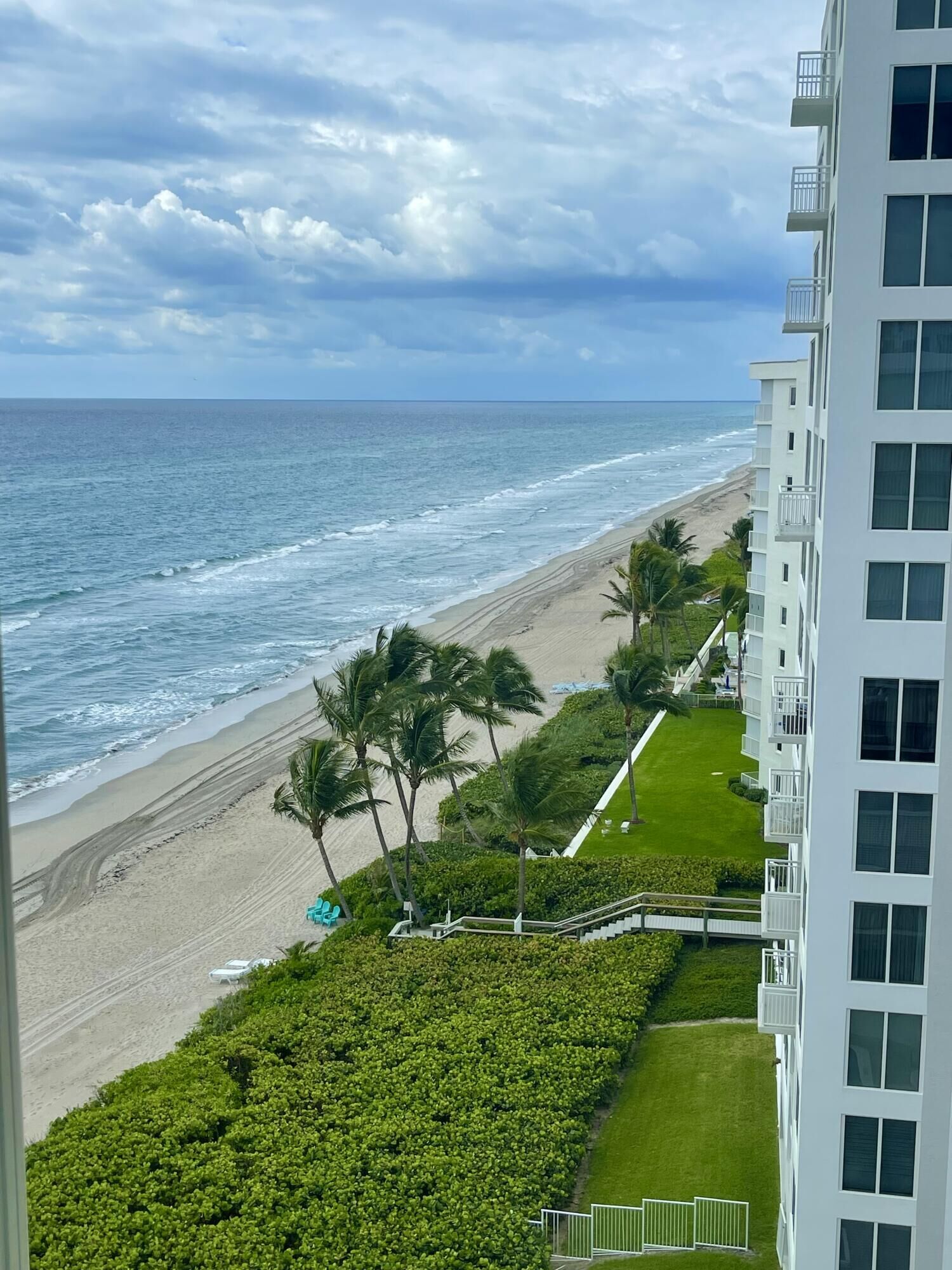 Property Photo:  3009 S Ocean Boulevard Ph1  FL 33487 