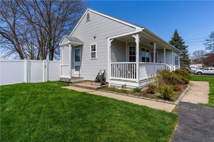 Property Photo:  3 Mallory Court  RI 02809 