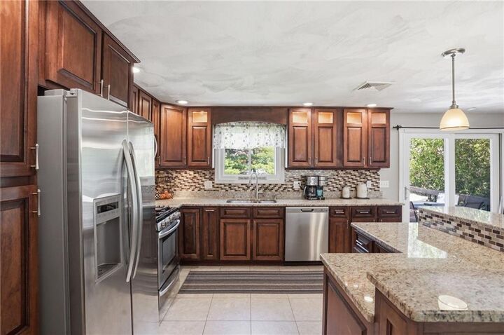 Property Photo:  7 Jennifer Drive  RI 02809 