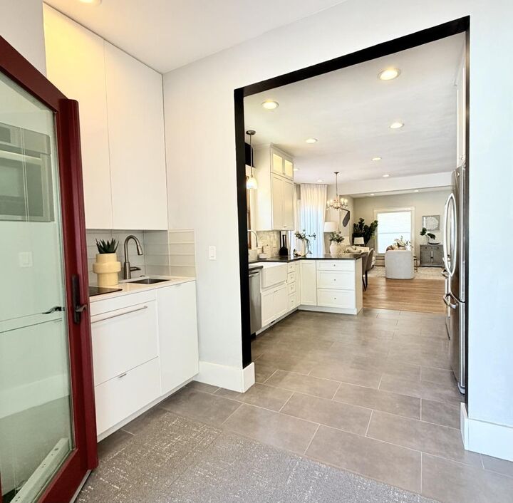 Property Photo:  175 North Sunnyvale Avenue  CA 94086 