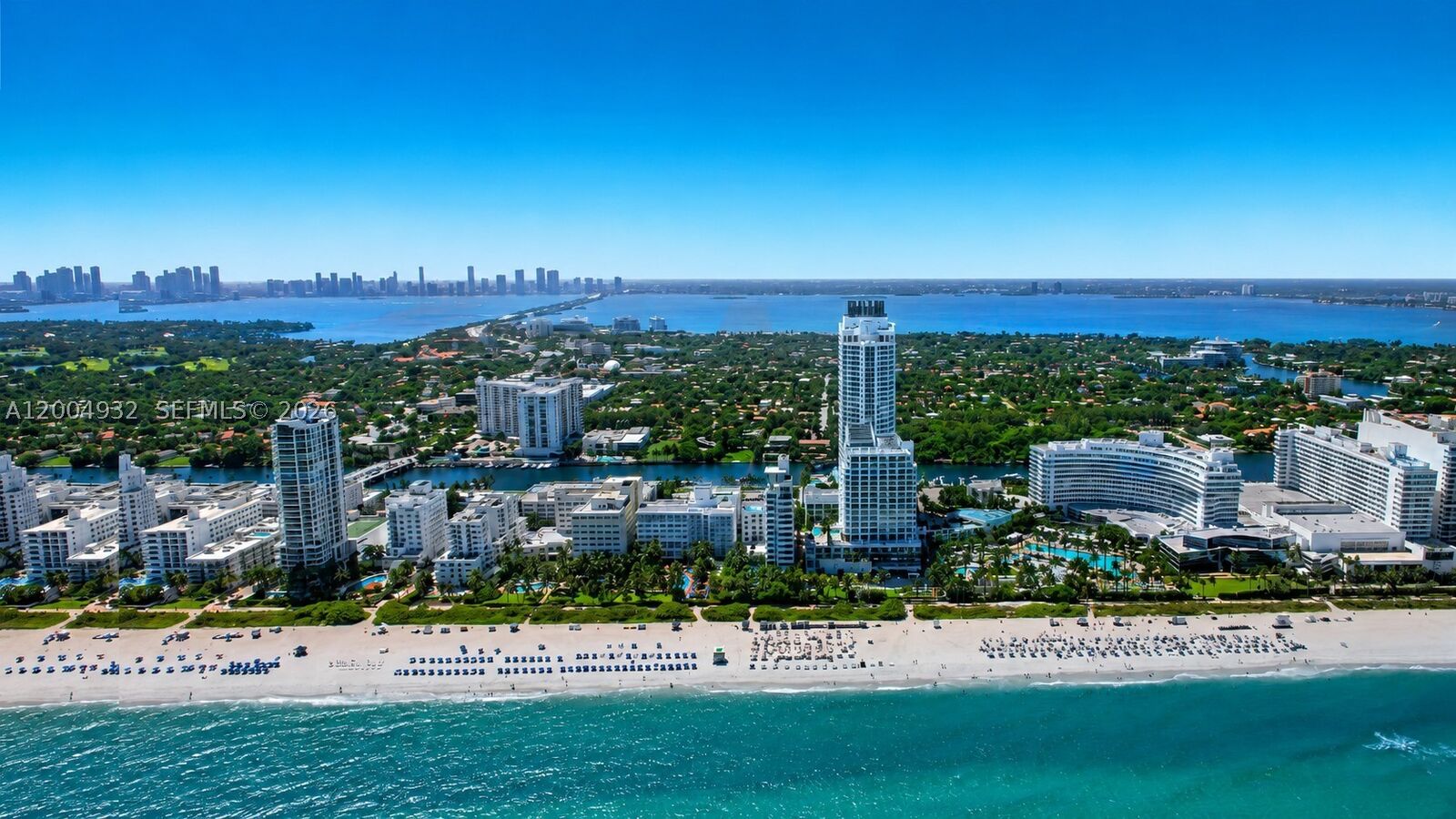 Property Photo:  4391 Collins Ave 709  FL 33140 