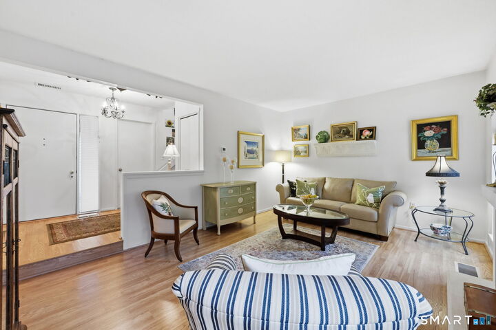 Property Photo:  23 Maple Lane 23  CT 06001 