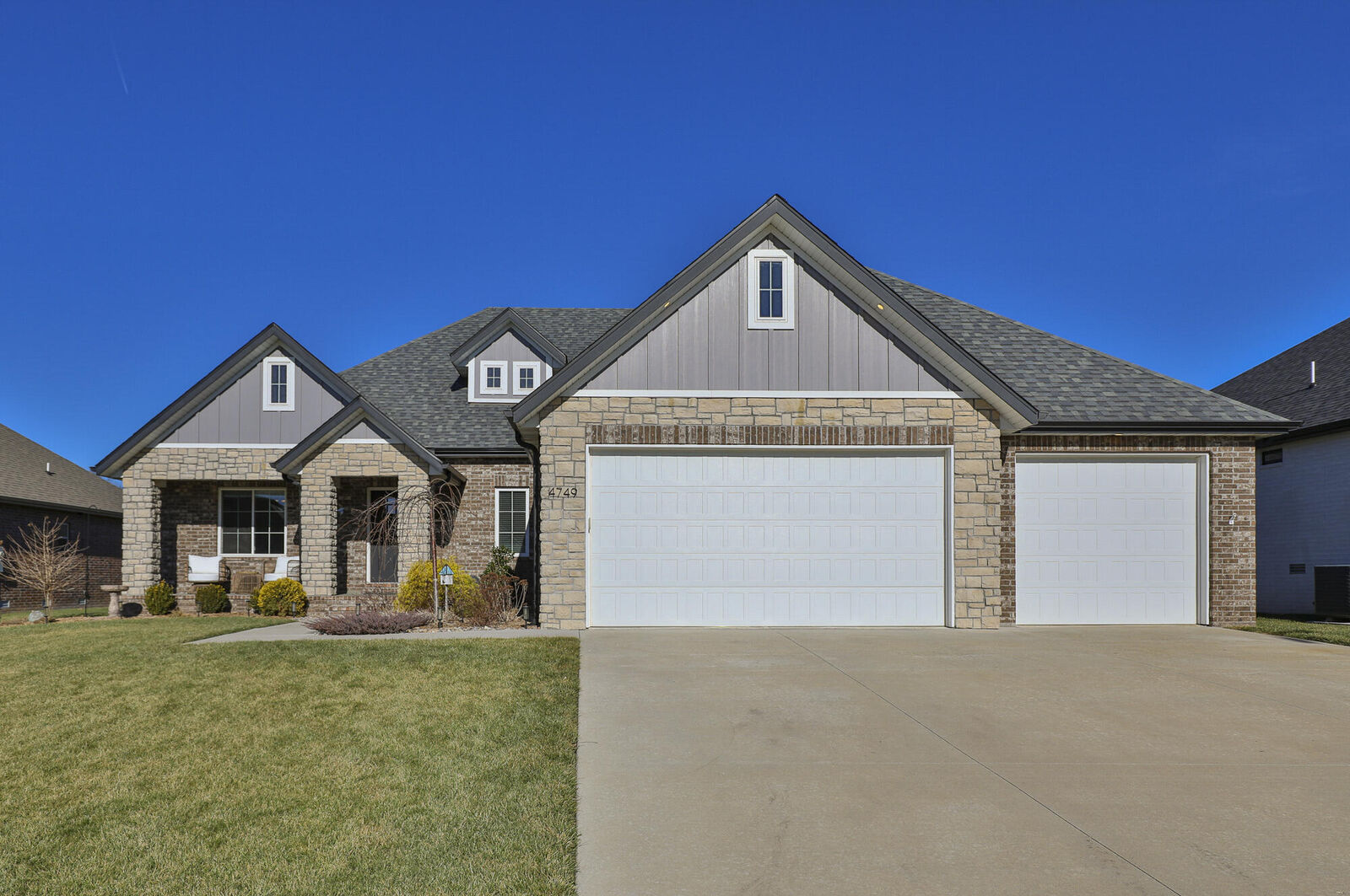 Property Photo: 4749 E Rutherford Street MO 65802