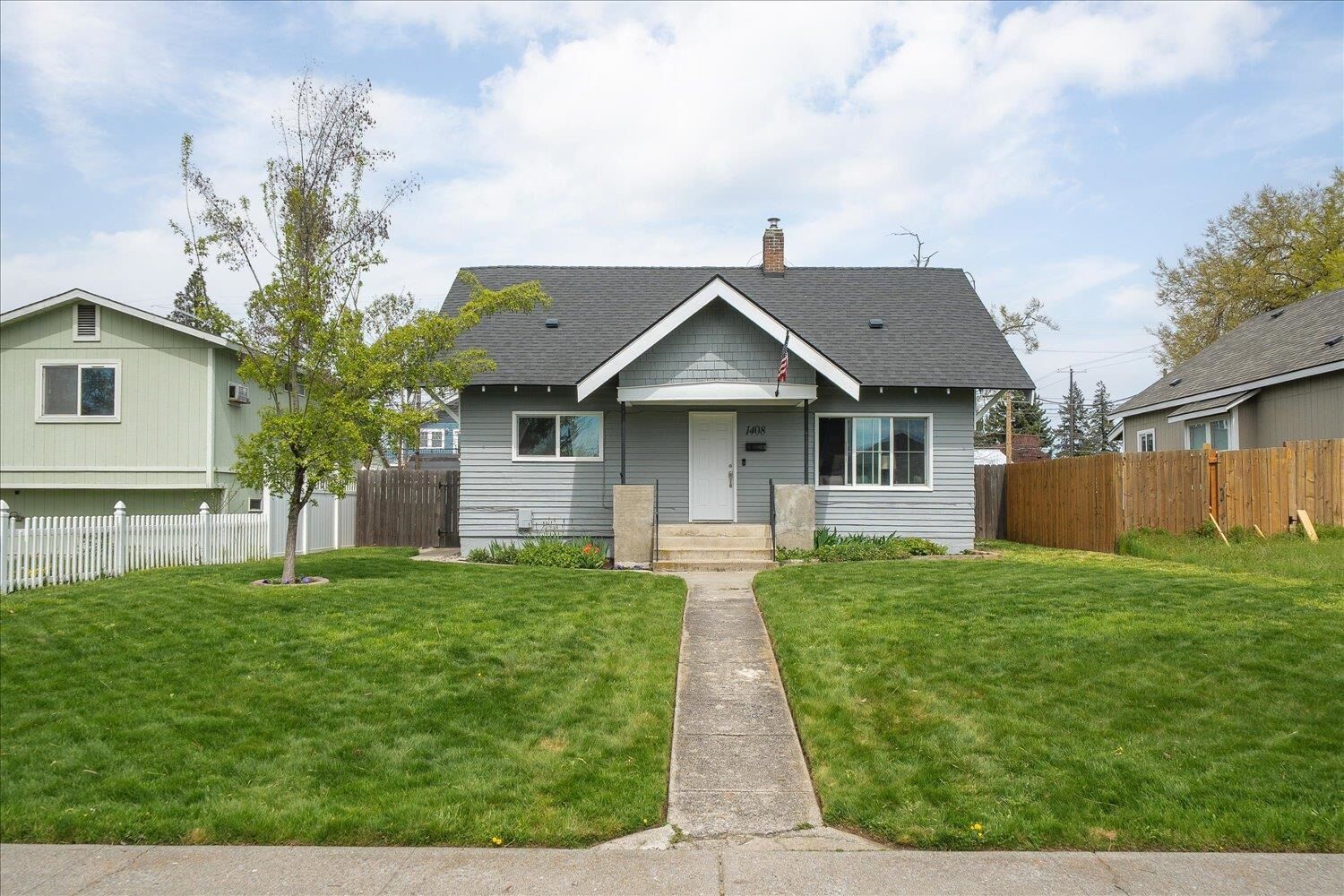 Property Photo:  1408 W Kiernan Ave  WA 99205 