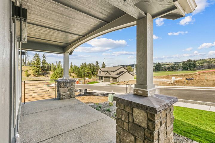 Property Photo: 3778 S Aldo Rd WA 99223