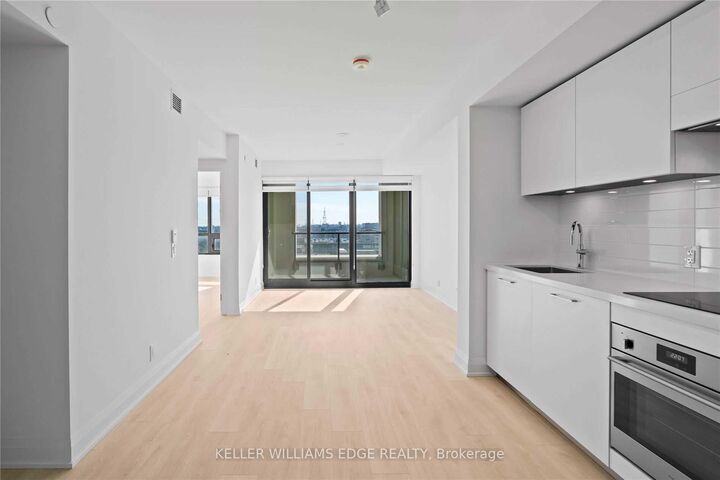 Property Photo: 33 Frederick Todd Way 507 ON M4G 0C9