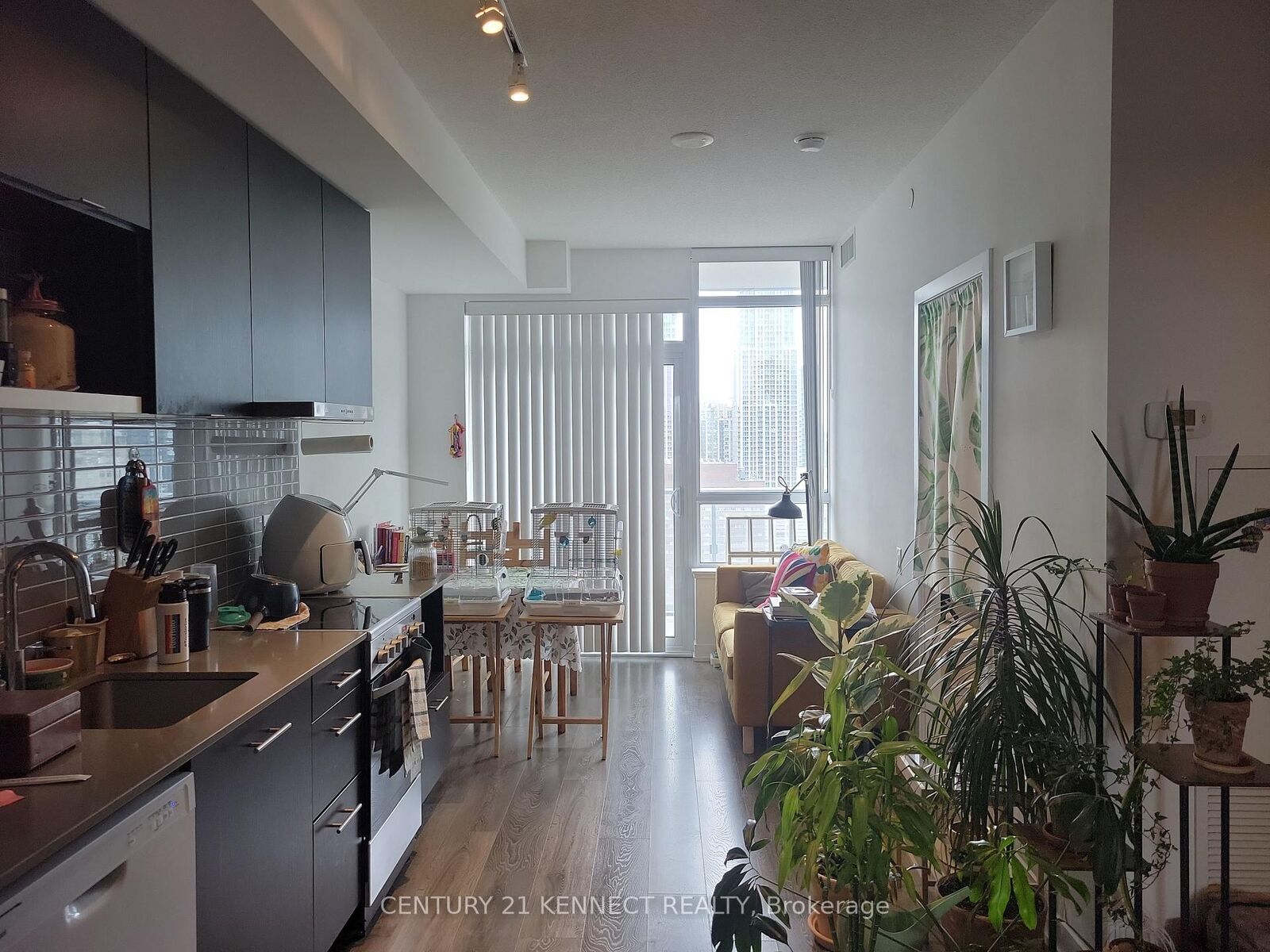 Property Photo:  365 Church Street 2613  ON M5B 0B5 