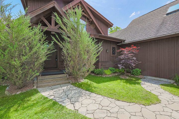 3531 Crescent Harbour Road — photo 1