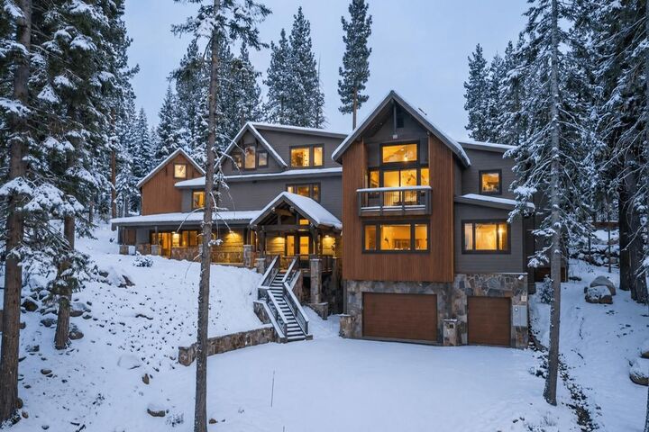 Property Photo:  19505 Glades Court  CA 96161 
