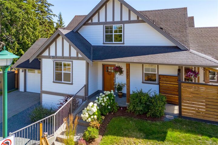 Property Photo:  6495 Callumwood Lane  BC V9Z 0W3 