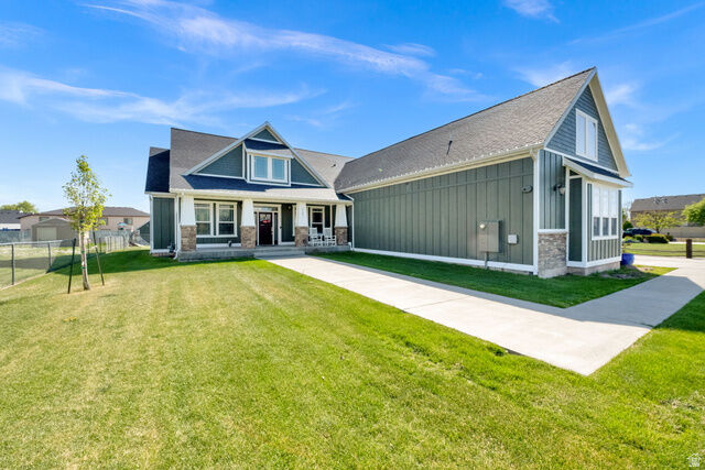 Property Photo:  547 W 2550 N  UT 84414 