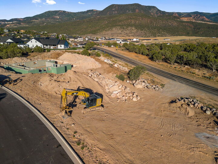 Property Photo: W Estate Dr 6 UT 84720