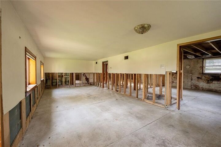 Property Photo:  13000 Veronica Ln  PA 15642 