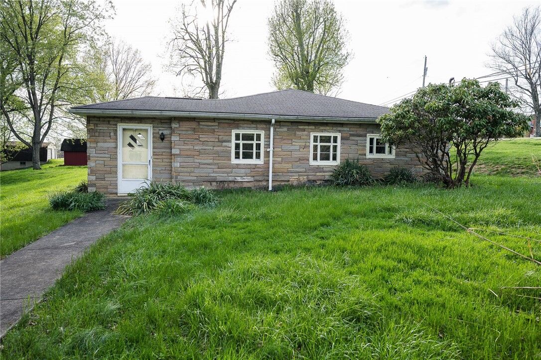 Property Photo:  13000 Veronica Ln  PA 15642 